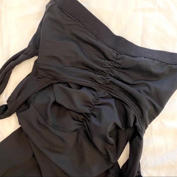 Lululemon size 2 Nylon Lycra Black rouged Tank Top - Picture 4 of 5